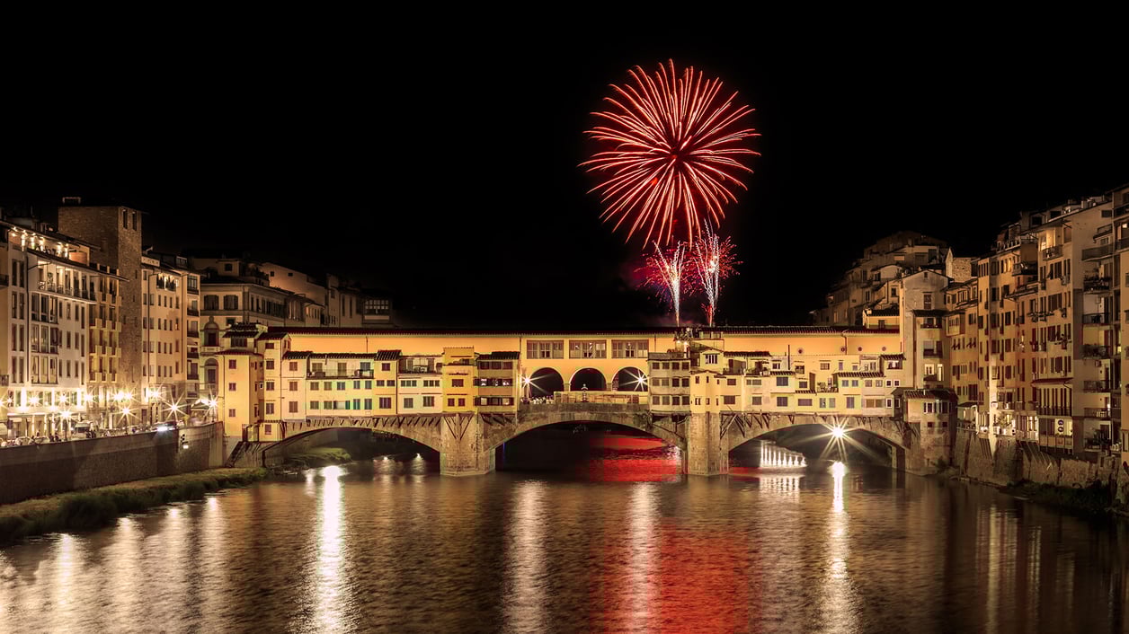 Holidays & Closing Days